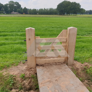 Eiken landhek looppoort