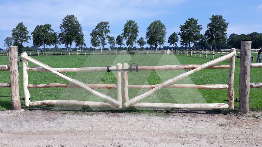 Robinia rondhoutpoort dubbel poort 5m