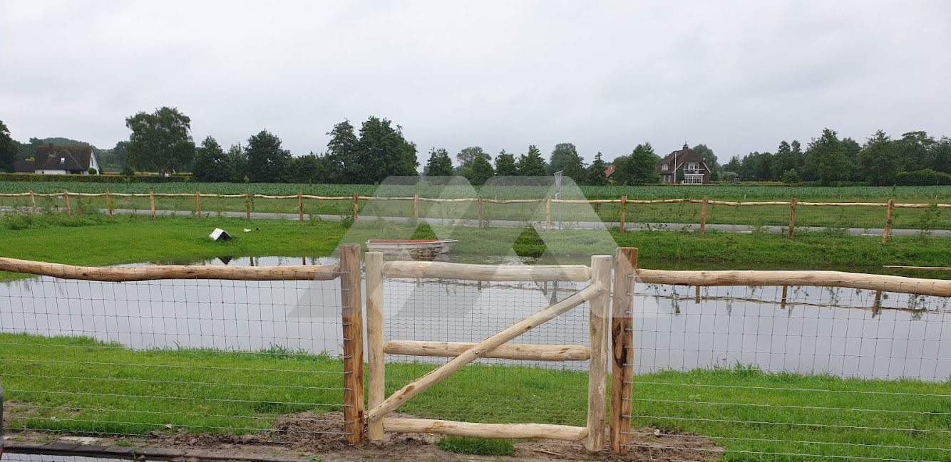 Robinia rondhoutpoort looppoort 1.20m