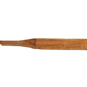 Robinia ligger gezaagd
